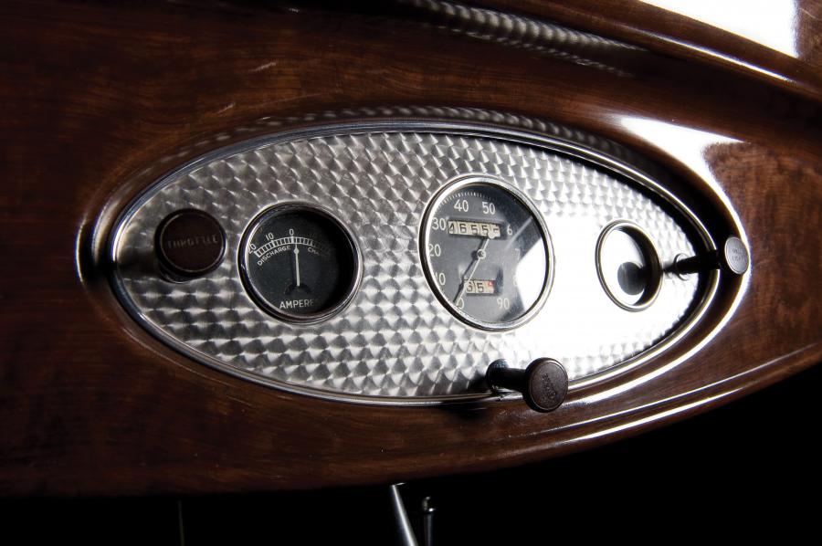  Ford Model 18 Cabriolet 1932 года  (фото 5 из 10)